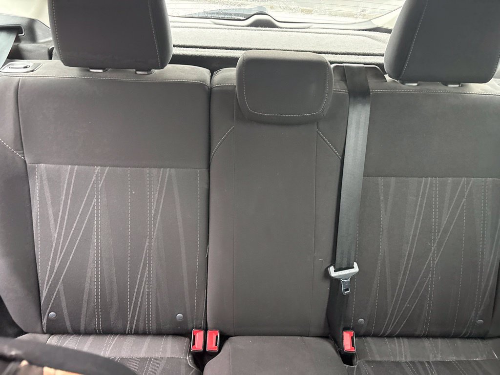 Used 2016 Ford Focus SE FWD image 9