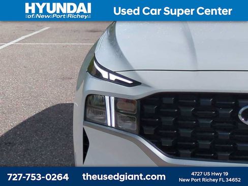 Certified 2023 Hyundai Santa Fe SE FWD image 9