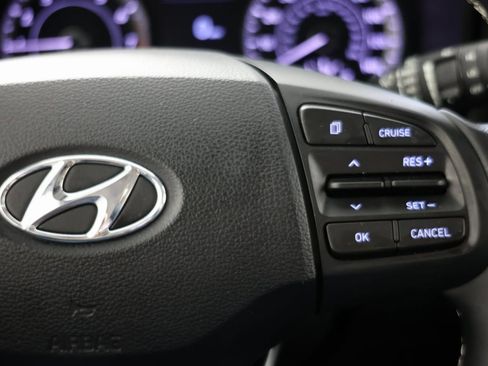 Used 2022 Hyundai Venue Limited w/ Cargo Package image 26