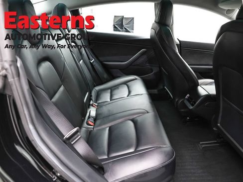 Used 2019 Tesla Model 3 Standard Range Plus RWD image 16