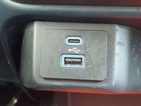 Used 2023 Ford Maverick XLT FWD image 21
