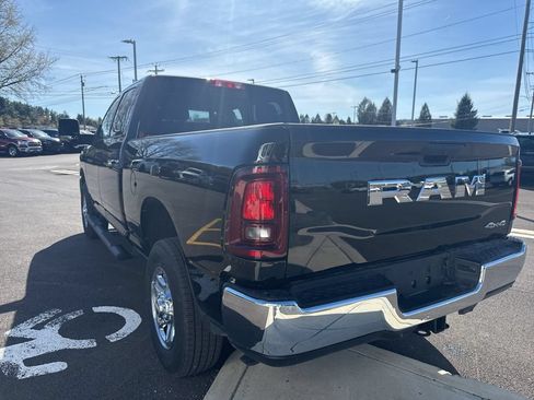 New 2026 RAM 2500 Tradesman AWD/4WD image 8