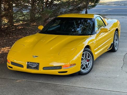 Used 2003 Chevrolet Corvette Z06 w/ Memory Package, 3 Drivers image 8