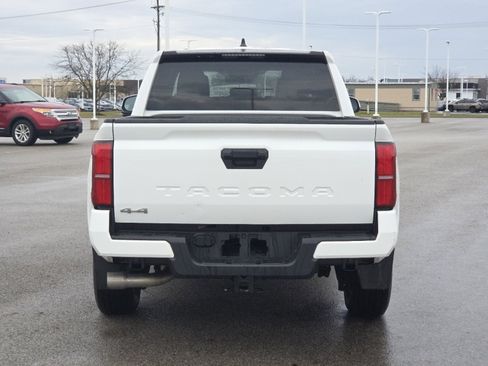 Used 2024 Toyota Tacoma SR5 image 16