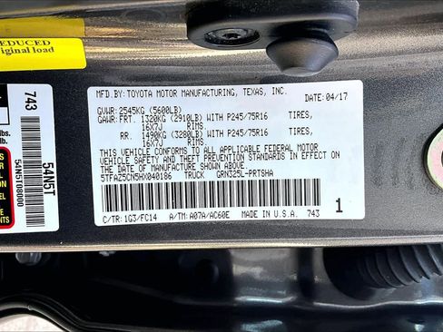 Used 2017 Toyota Tacoma SR5 w/ Tow Package image 32