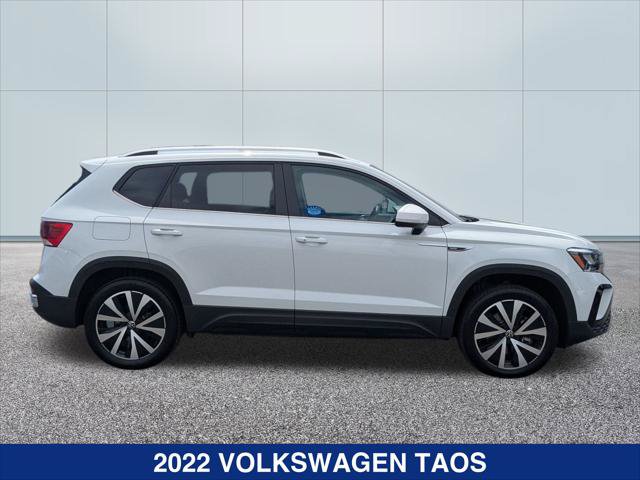 Certified 2022 Volkswagen Taos SE AWD/4WD image 6