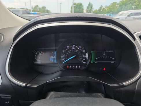 Used 2018 Ford Edge SEL w/ Equipment Group 201A AWD/4WD image 26