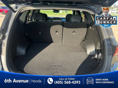 Used 2023 Hyundai Santa Fe SEL FWD image 13