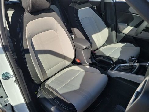 New 2026 Hyundai Venue SEL image 19