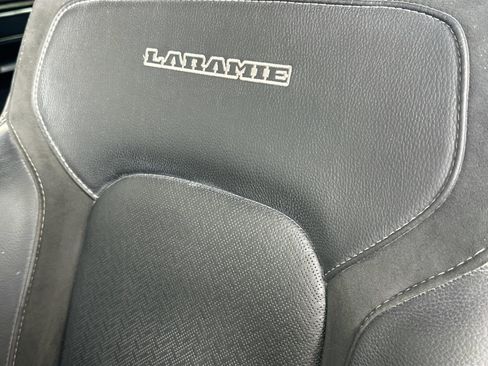 Used 2023 RAM 1500 Laramie AWD/4WD image 19