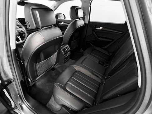 Certified 2023 Audi Q5 2.0T Premium Plus w/ Premium Plus Package image 18