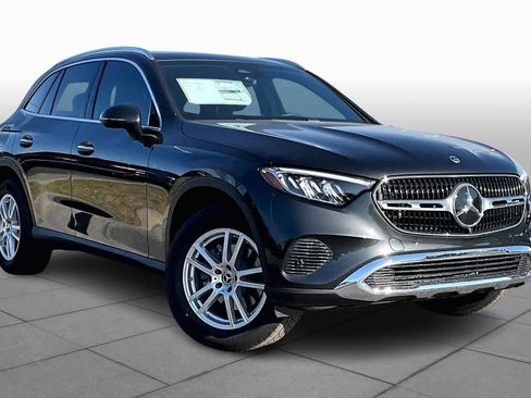 New 2026 Mercedes-Benz GLC 300 image 2