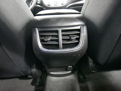 Used 2024 Chevrolet Malibu LT FWD image 16