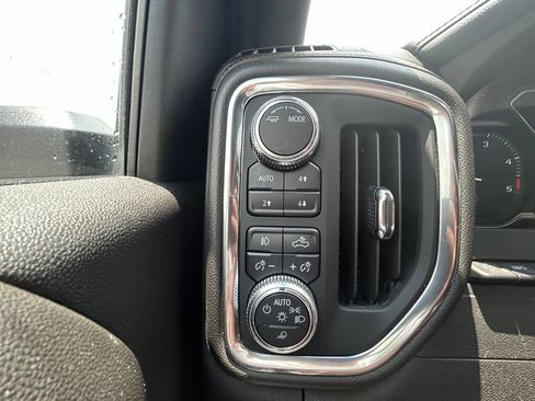 Used 2020 GMC Sierra 2500 AT4 w/ AT4 Premium Package AWD/4WD image 23