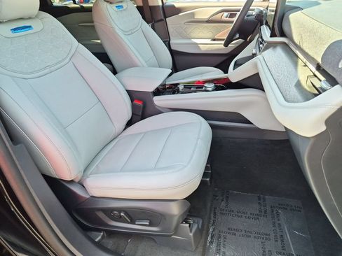 New 2026 Ford Explorer Platinum w/ LUX Leather Package AWD/4WD image 27