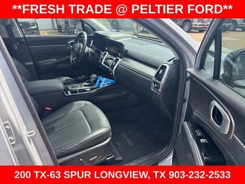 Used 2023 Kia Sorento SX image 21