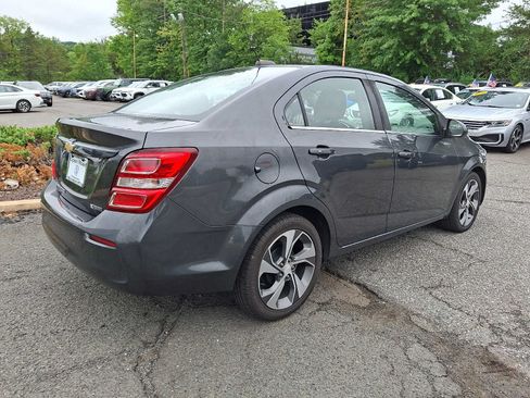 Used 2018 Chevrolet Sonic Premier FWD image 6