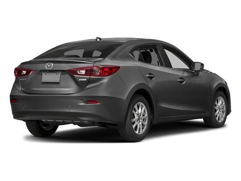 Used 2016 MAZDA MAZDA3 i Grand Touring image 2