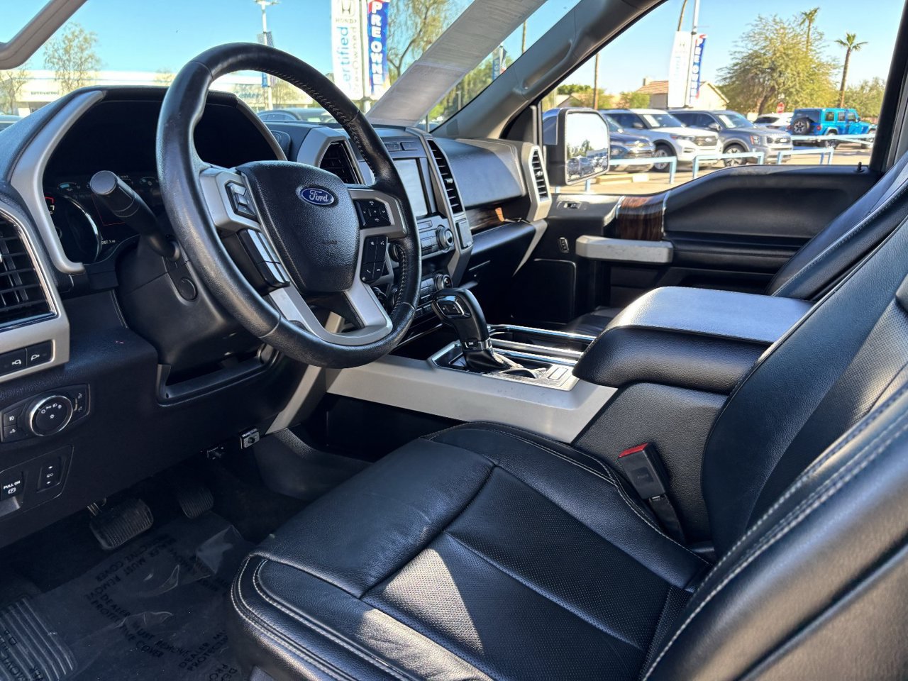 Used 2019 Ford F150 Lariat w/ Equipment Group 502A Luxury AWD/4WD image 16