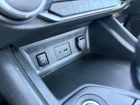 Used 2024 Nissan Sentra S FWD image 22
