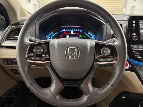Used 2024 Honda Odyssey Touring image 12