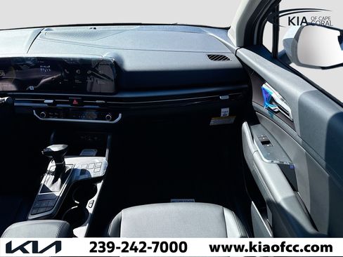 New 2026 Kia Sportage EX w/ EX Panorama Roof Package image 15