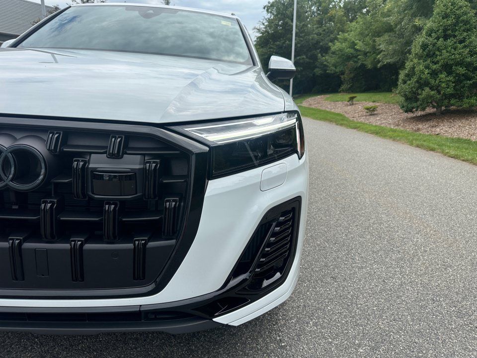Certified 2026 Audi Q7 3.0T Premium Plus AWD/4WD image 26