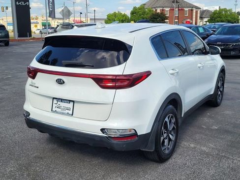 Used 2021 Kia Sportage LX FWD image 2