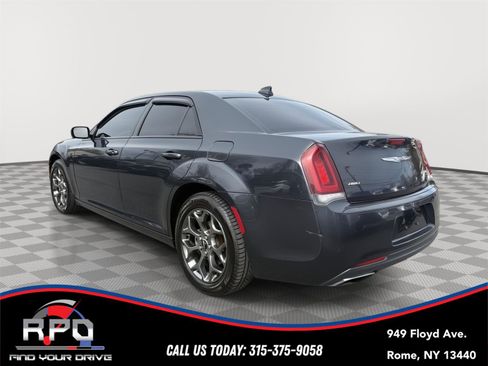 Used 2015 Chrysler 300 S AWD/4WD image 3