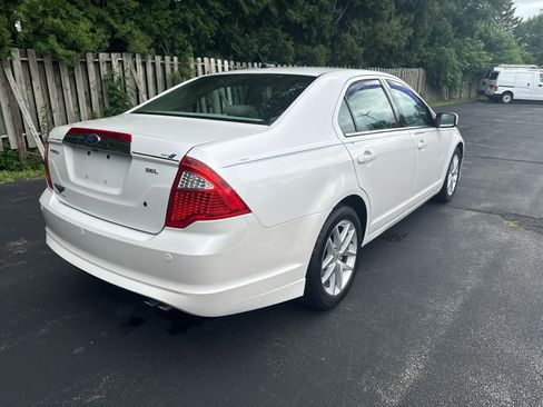 Used 2011 Ford Fusion SEL w/ 302A Rapid Spec Order Code FWD image 3