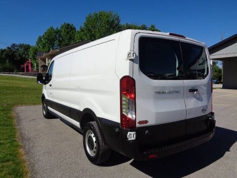Used 2020 Ford Transit 250 Low Roof RWD image 3