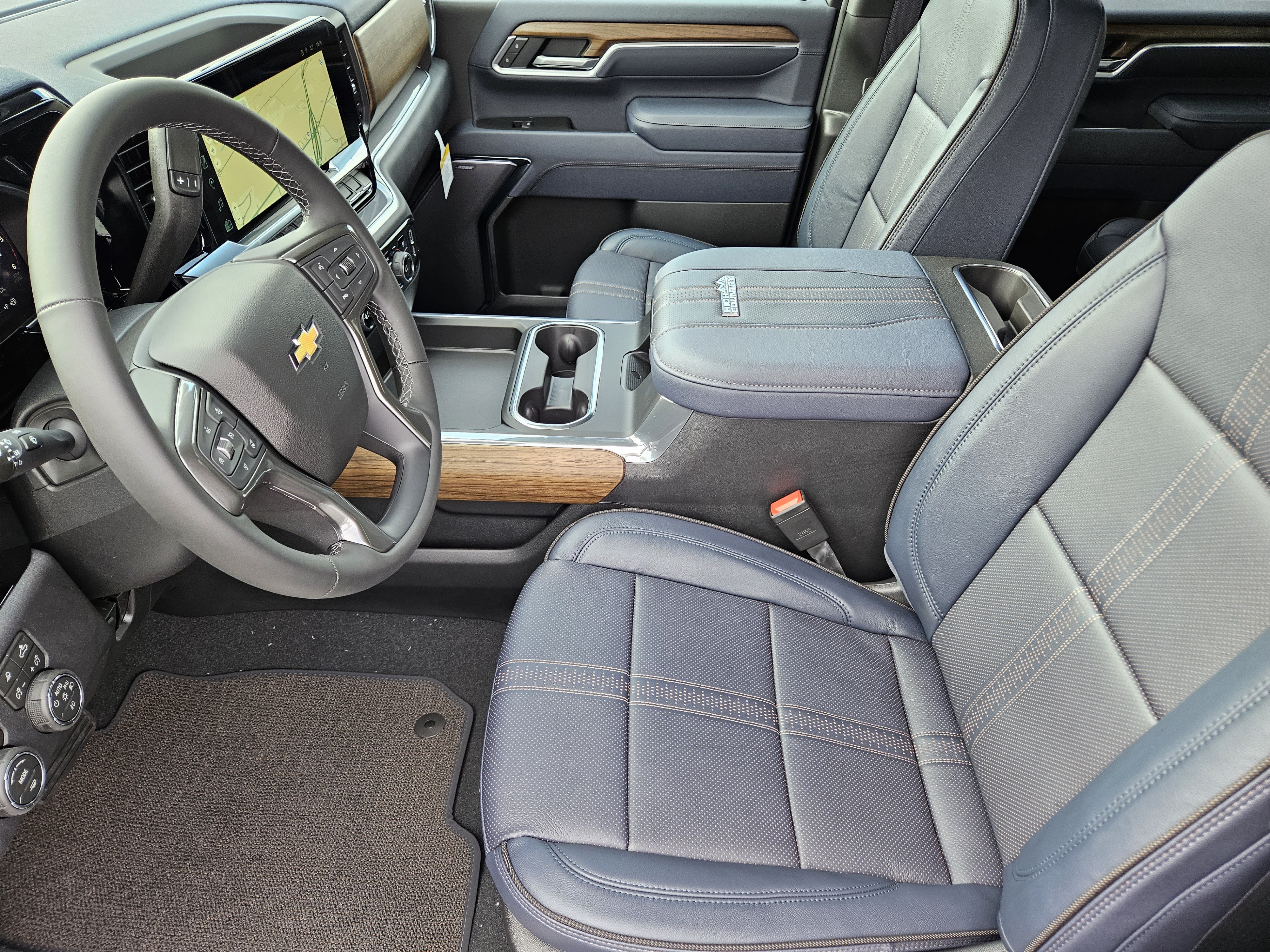 New 2026 Chevrolet Silverado 2500 High Country w/ Technology Package AWD/4WD image 10