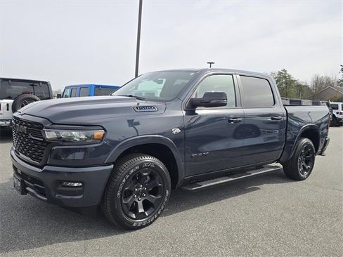 New 2026 RAM 1500 4x4 Crew Cab image 15