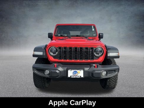 Used 2024 Jeep Wrangler Unlimited Rubicon w/ Convenience Group AWD/4WD image 10