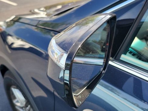 Used 2017 Hyundai Santa Fe Sport w/ 2.4L Tech Package 04 image 5