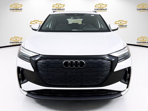 Used 2023 Audi Q4 e-tron Premium Plus w/ Premium Plus image 2