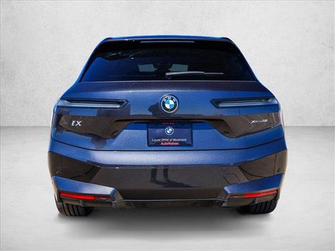 Used 2024 BMW iX xDrive50 w/ Sport Package AWD/4WD image 6