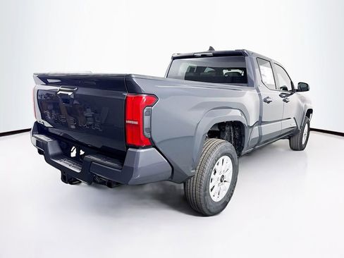 Used 2025 Toyota Tacoma SR5 image 10