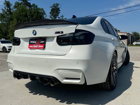Used 2017 BMW M3 RWD image 4
