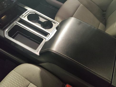 Used 2016 Ford F150 XLT image 26