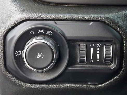 Used 2021 Jeep Wrangler Sport AWD/4WD image 25