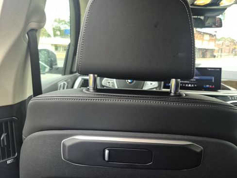 Used 2024 BMW X7 xDrive40i image 61