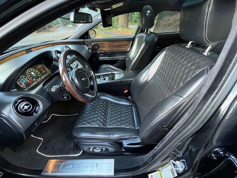 Used 2016 Jaguar XJ L Supercharged image 7
