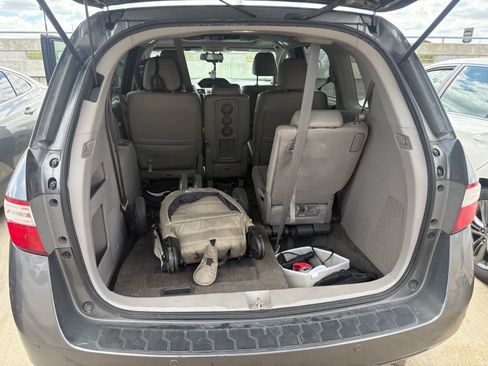Used 2013 Honda Odyssey Touring image 11
