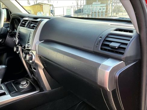 Used 2023 Toyota 4Runner TRD Sport AWD/4WD image 20