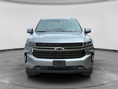 Used 2022 Chevrolet Suburban RST w/ Luxury Package AWD/4WD image 8