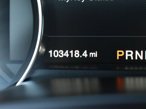 Used 2017 Ford F150 Lariat image 18