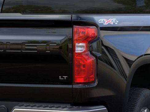New 2026 Chevrolet Silverado 1500 LT AWD/4WD image 11
