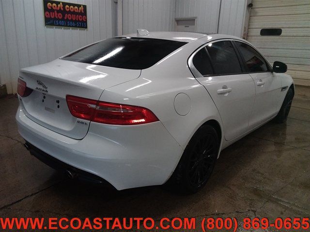 Used 2017 Jaguar XE RWD image 3