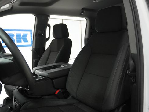 Used 2025 Chevrolet Silverado 1500 Custom image 14